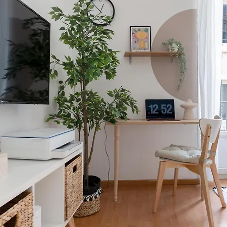 1er étage Piéton Place De La Pierre