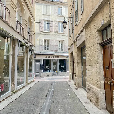 1er Etage Pieton Place De La Pierre Apartment *