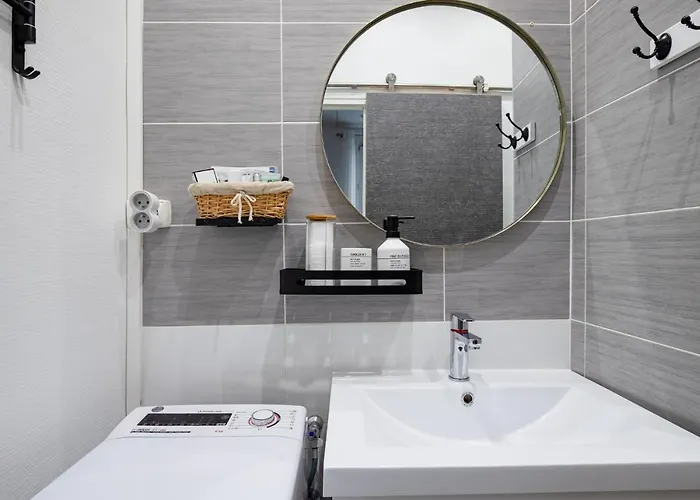 1er Etage Pieton Place De La Pierre Valence (Drome)